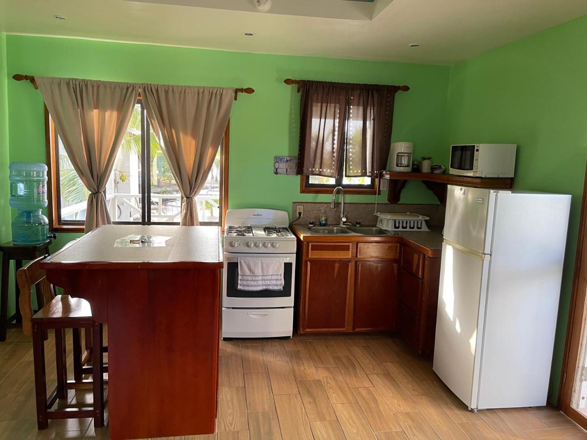Hidden Treasure Vacation Home Blue Bay Cottage キー・カーカー エクステリア 写真