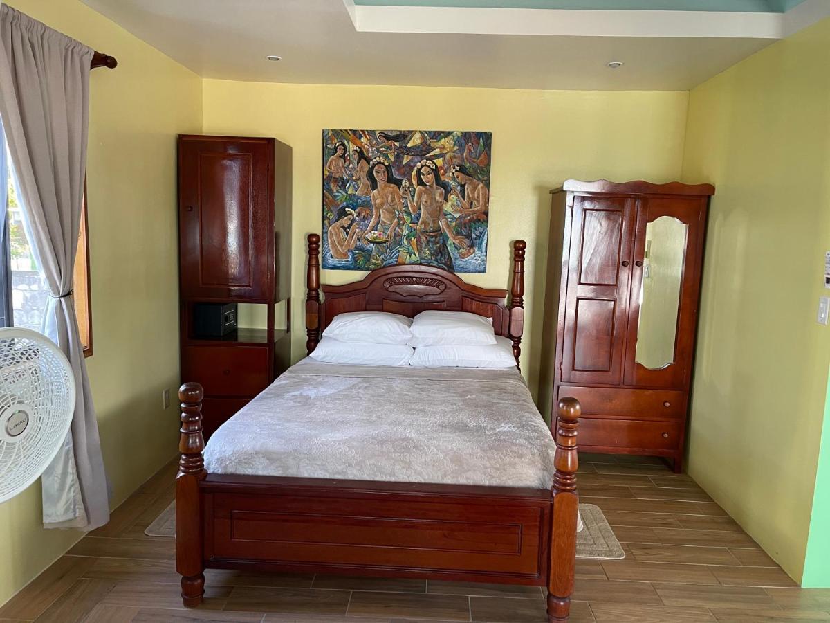 Hidden Treasure Vacation Home Blue Bay Cottage キー・カーカー エクステリア 写真